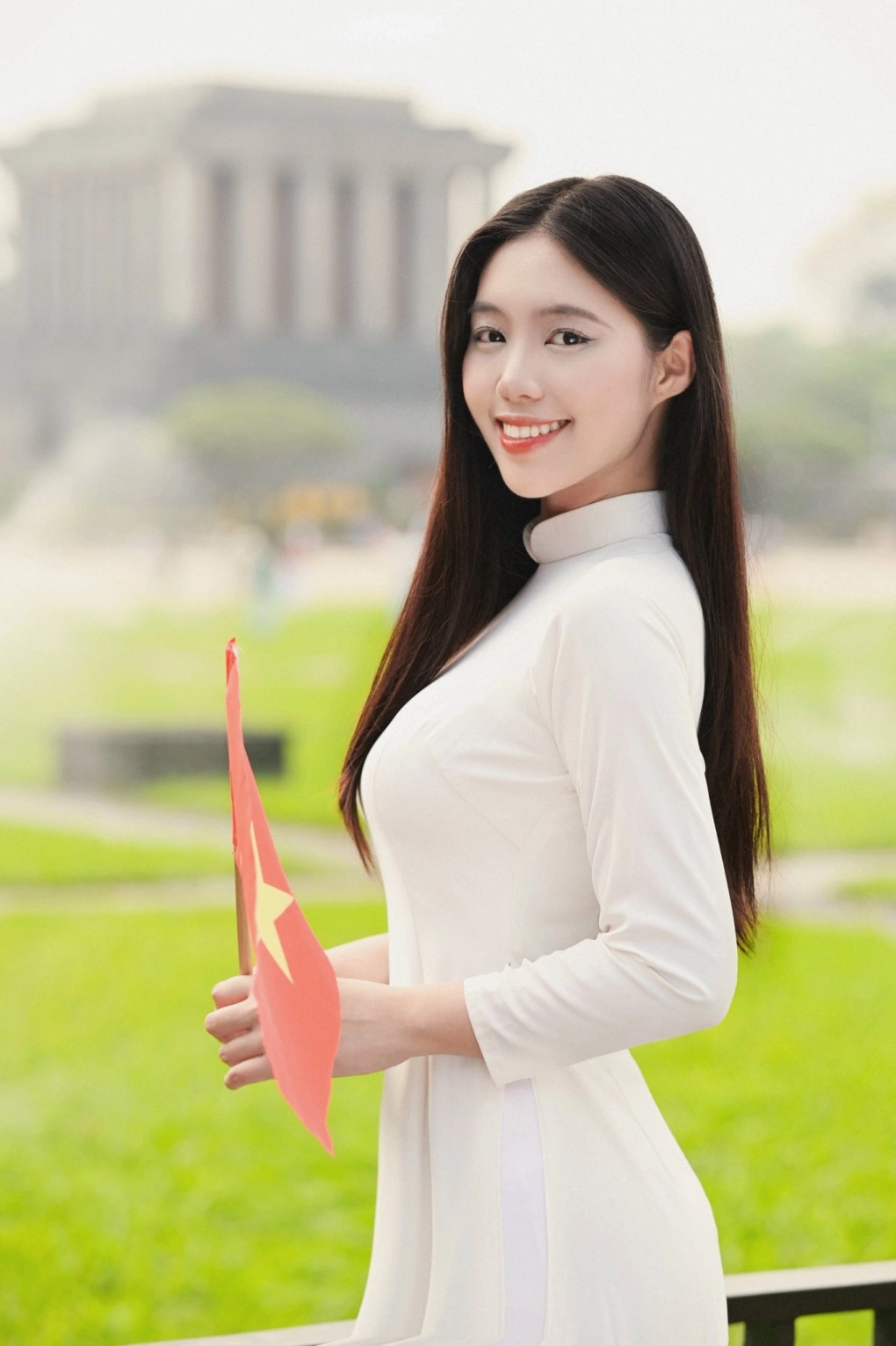 Chị gái Á hậu Việt Nam đầu tiên là quân nhân, một nét đẹp &#34;sao y bản chính&#34; với em gái chứng tỏ nhà có gen xịn - 3