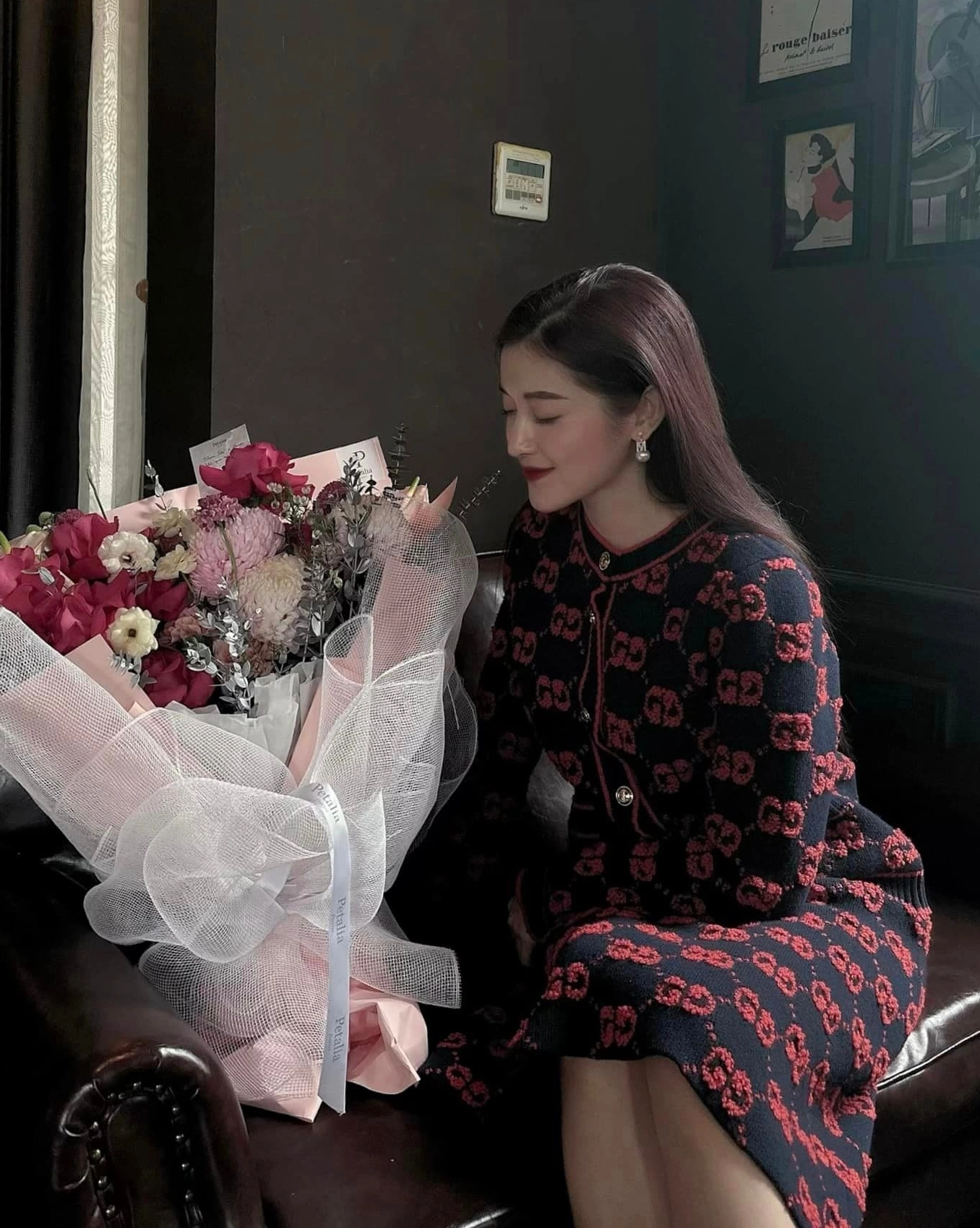 Mỹ nhân ngủ gật triệu like, từng được báo Trung khen là &#34;quốc bảo Việt Nam&#34; có gu ăn mặc toát &#34;mùi tiền&#34; - 16