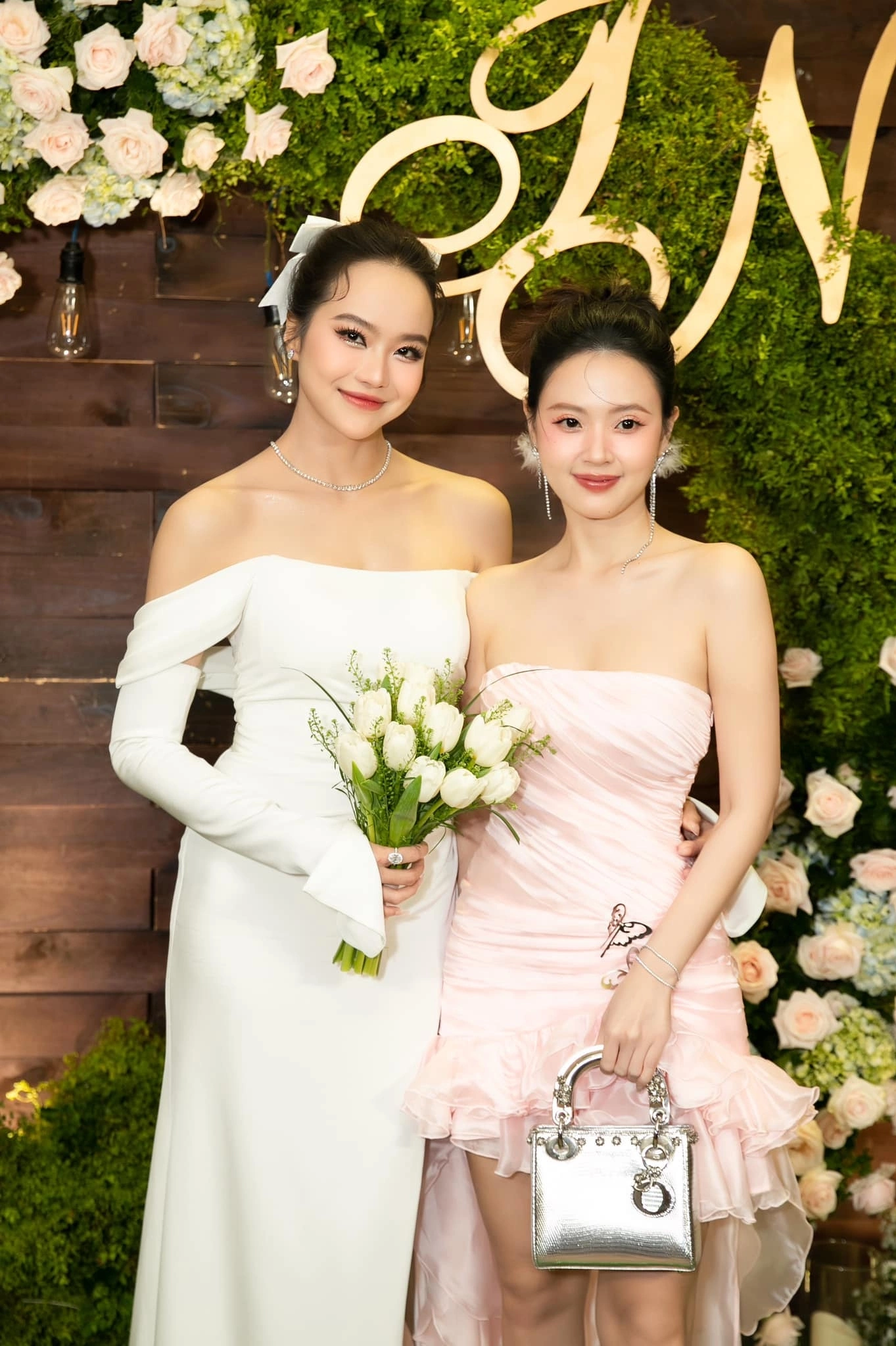 Nữ giảng viên nhiều sổ đỏ nhất Vbiz, mỗi lần bên chồng đều xách túi hiệu không trùng lặp nhưng có 1 điểm chung chuẩn dâu hào môn - 12