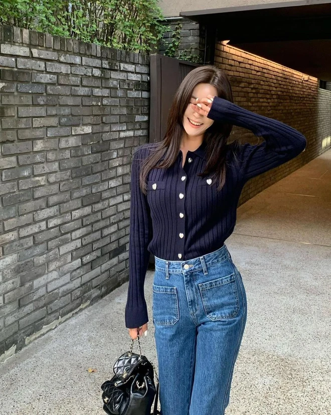 Không phải áo khoác blazer, đây mới là món đồ thanh lịch đầu tư đáng giá nhất thu 2025 cho hội gái sành điệu - 10
