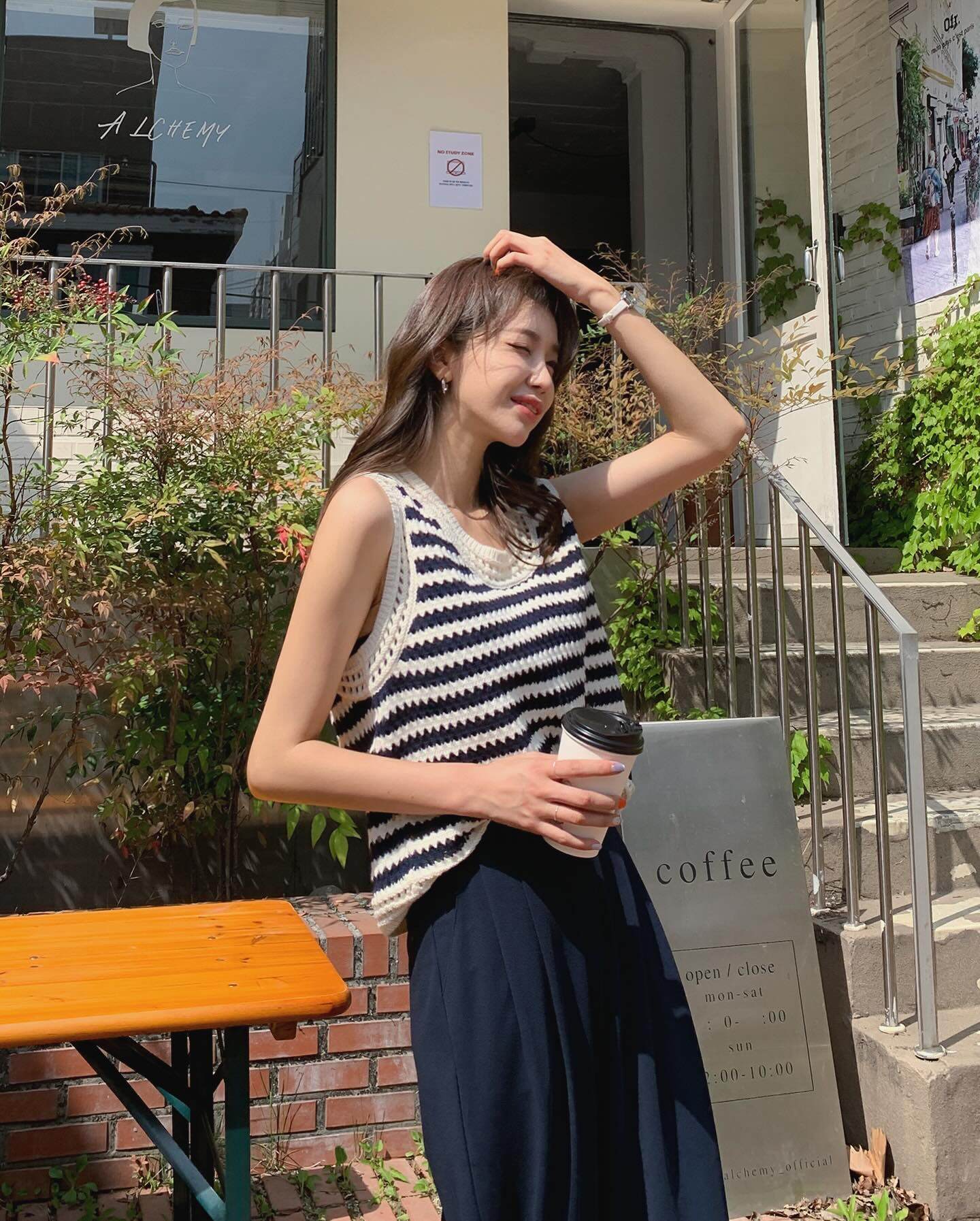 Outfit du lịch không cần mang cả tủ đồ, chỉ cần 10 món sau là đủ chuẩn nàng thơ nghỉ dưỡng - 6