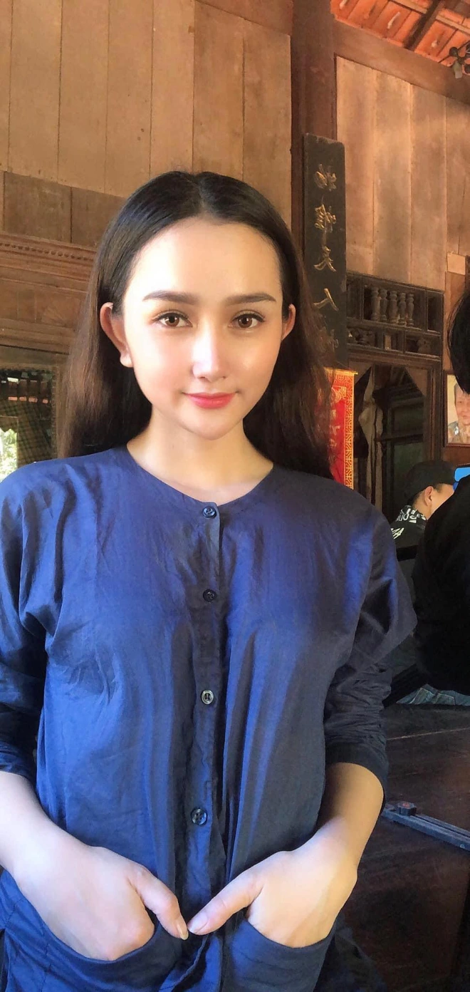 Vợ nhạc sĩ giàu nhất Việt Nam sau hai lần sinh con vẫn mê ăn mặc trễ nải khoe body quyến rũ làm ông xã đắm say - 2
