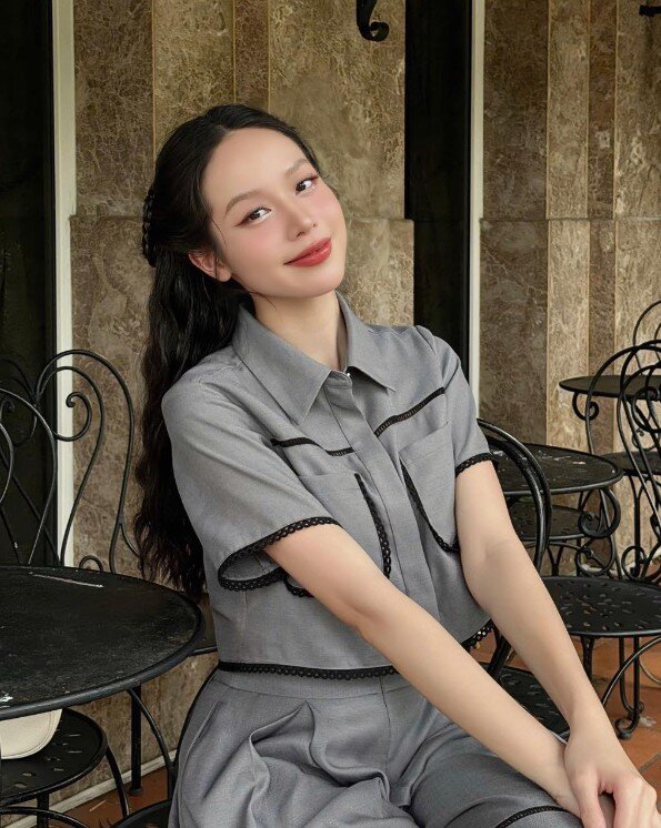 Cuộc chiến thời trang của 2 búp bê hot nhất MXH: Người dịu dàng đậm chất thơ, người diện outfit nào cũng &#34;chặt đẹp&#34; vì quá gợi cảm - 2