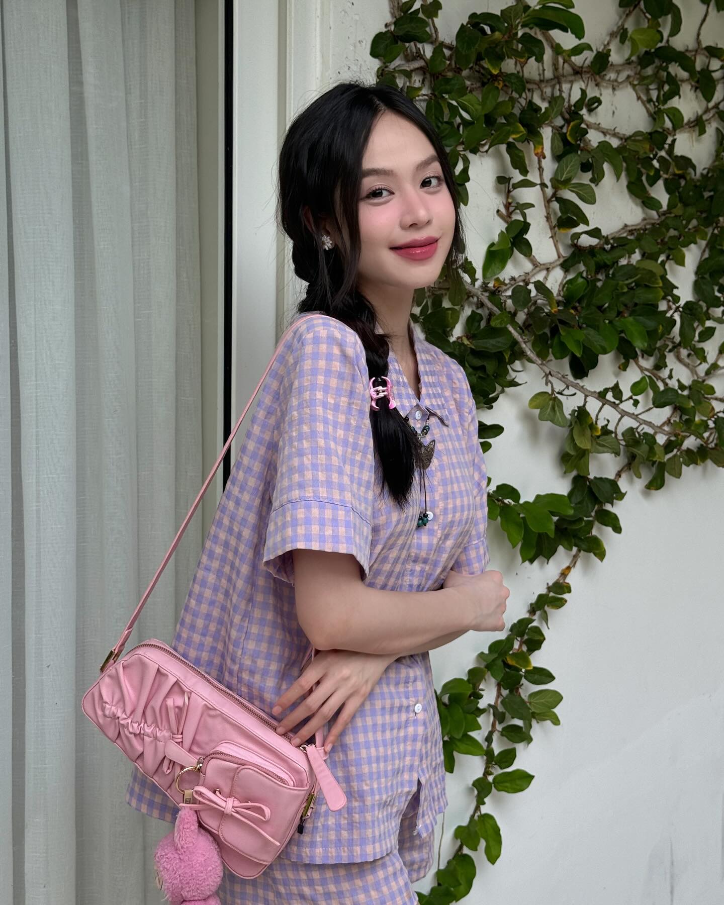 Cuộc chiến thời trang của 2 búp bê hot nhất MXH: Người dịu dàng đậm chất thơ, người diện outfit nào cũng &#34;chặt đẹp&#34; vì quá gợi cảm - 5