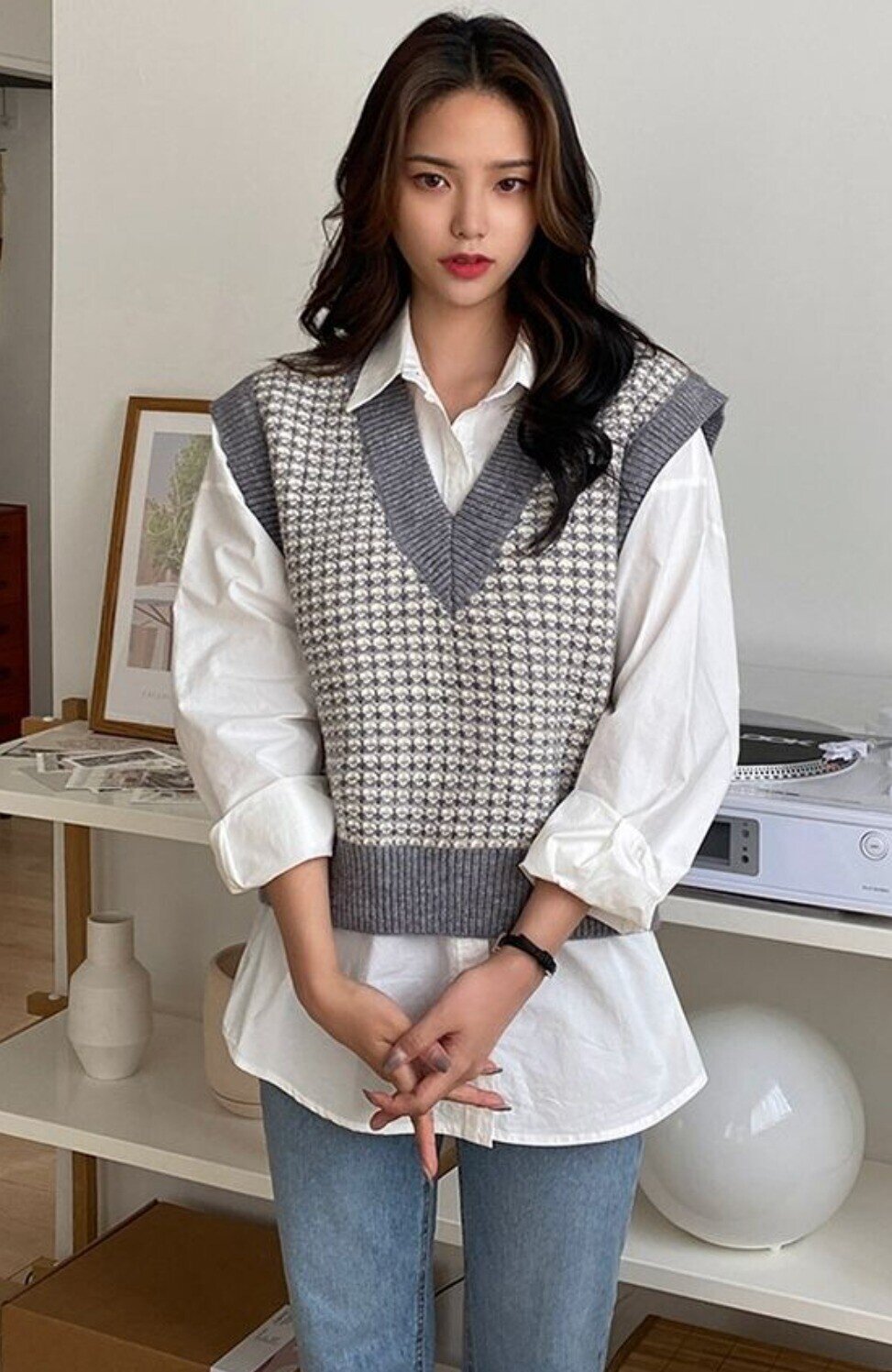 Nếu chỉ có 1 chiếc sơ mi, tôi sẽ mix ngay với 5 kiểu áo khoác này để sang chảnh cả tuần - 14