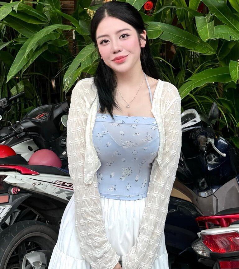 Hai ái nữ nhà đại gia có khối tài sản nghìn tỷ: Joyce Phạm càng sinh càng đẹp, em gái kín tiếng mê mặc xuyên thấu - 12
