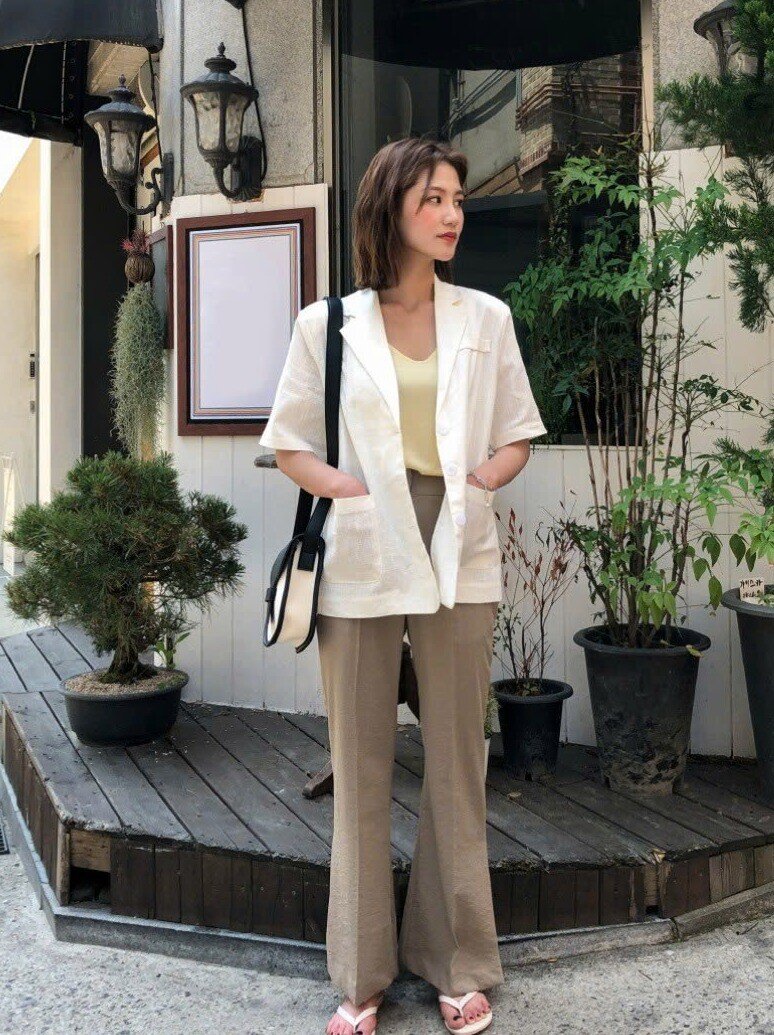 5 kiểu áo khoác hứa hẹn &#34;làm mưa làm gió&#34; mùa thu năm nay, ai cũng nên có để mặc đẹp cùng hội chị em - 2