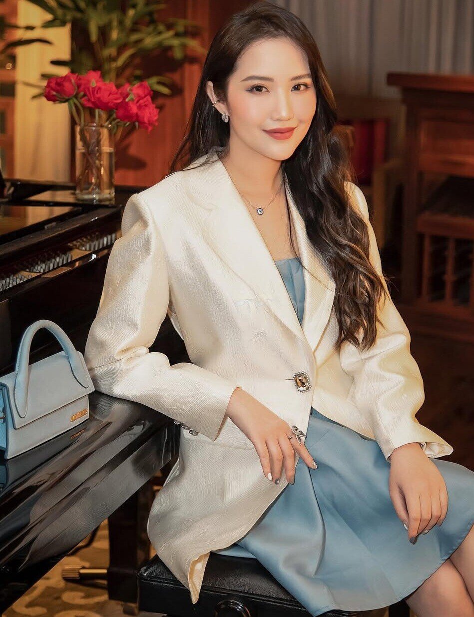 Hot girl Việt phát hiện mang thai trước 10 ngày lấy chồng thiếu gia: Đẹp ngỡ ngàng sau hai lần sinh nở, mặc kín bưng nhưng mê làm một việc - 3