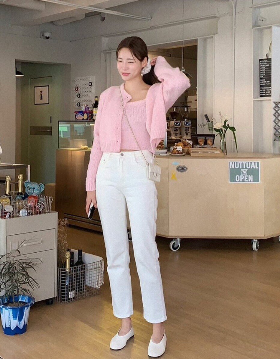 &#34;Nấm lùn&#34; ngại mặc quần jeans vì sợ bị chê, đó là do bạn chưa biết đến 4 cách phối này - 1