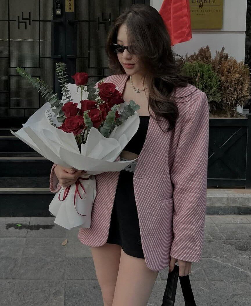 Hot girl yêu nam ca sĩ Việt từ khi học lớp 9: Sắc vóc nóng bỏng, mặc sành điệu khó ai bằng  - 4