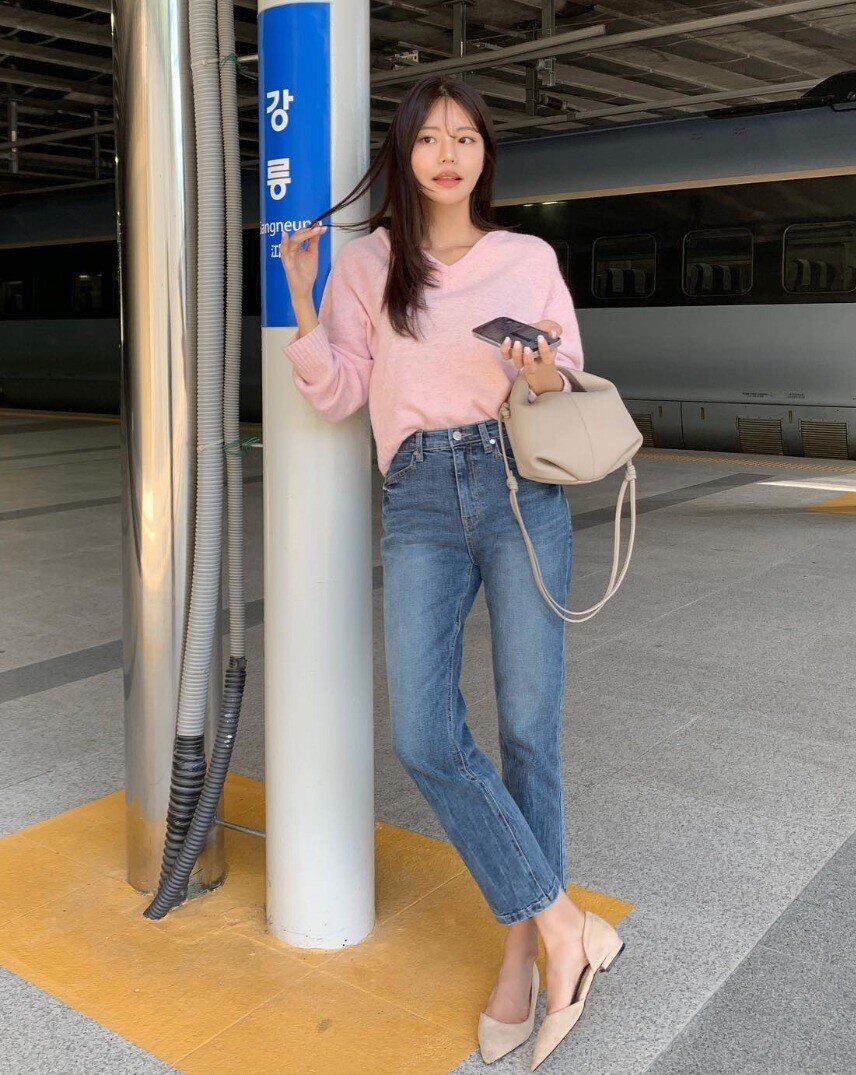 &#34;Nấm lùn&#34; ngại mặc quần jeans vì sợ bị chê, đó là do bạn chưa biết đến 4 cách phối này - 3