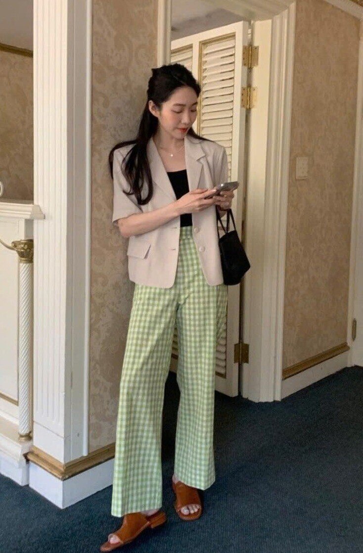 5 kiểu áo khoác hứa hẹn &#34;làm mưa làm gió&#34; mùa thu năm nay, ai cũng nên có để mặc đẹp cùng hội chị em - 1