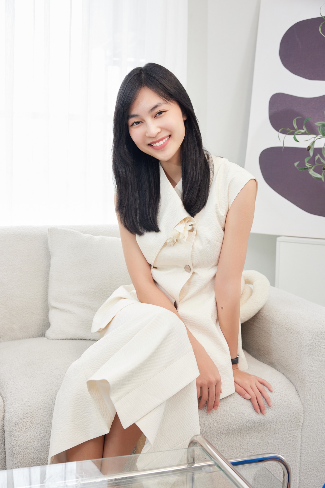 Hot girl Việt làm giám đốc khi mới 19 tuổi, 30 tuổi ăn chay trường, mặc kín bưng nhưng đẹp đến nao lòng  - 6