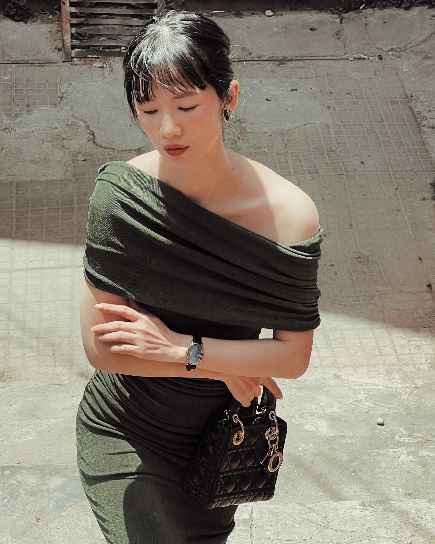 &#34;Tình địch&#34; Nhật Kim Anh là mỹ nhân vạn người mê, U40 &#34;trẻ mãi không già&#34;, mặc táo bạo khoe dáng nóng bỏng - 8