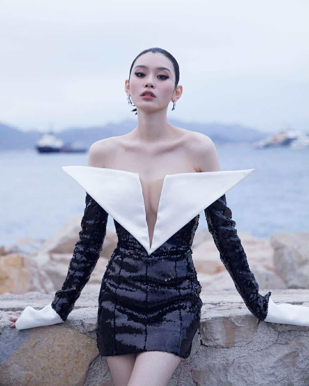 Mỹ nhân ngã đau điếng khi diễn nội y, bỏ nghề vẫn &#34;lên hương&#34; nhờ phần thưởng 2.000 tỷ, U40 sang chảnh khó ai bì - 10