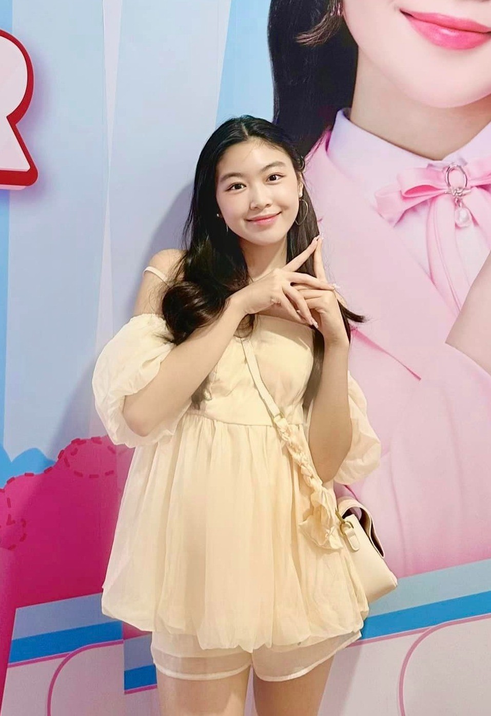 Ngắm hội con sao Việt mặc đẹp nhất 2023: Cặp song sinh Lisa - Leon nhỏ tuổi nhất vẫn sành điệu - 26