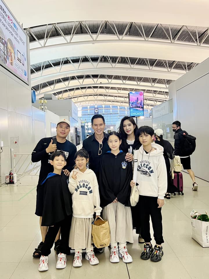 Ngắm hội con sao Việt mặc đẹp nhất 2023: Cặp song sinh Lisa - Leon nhỏ tuổi nhất vẫn sành điệu - 16