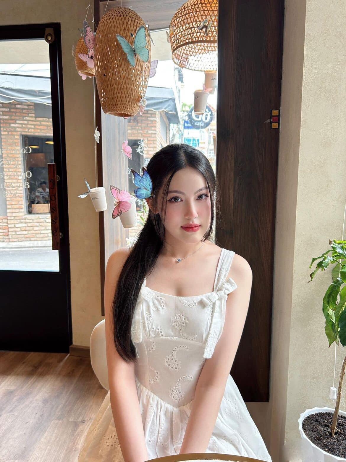 Hot girl Việt có tên thân mật Babyboo: Sở hữu visual xinh như ngọc nữ, gout thời trang ngọt ngào hơn kẹo - 2