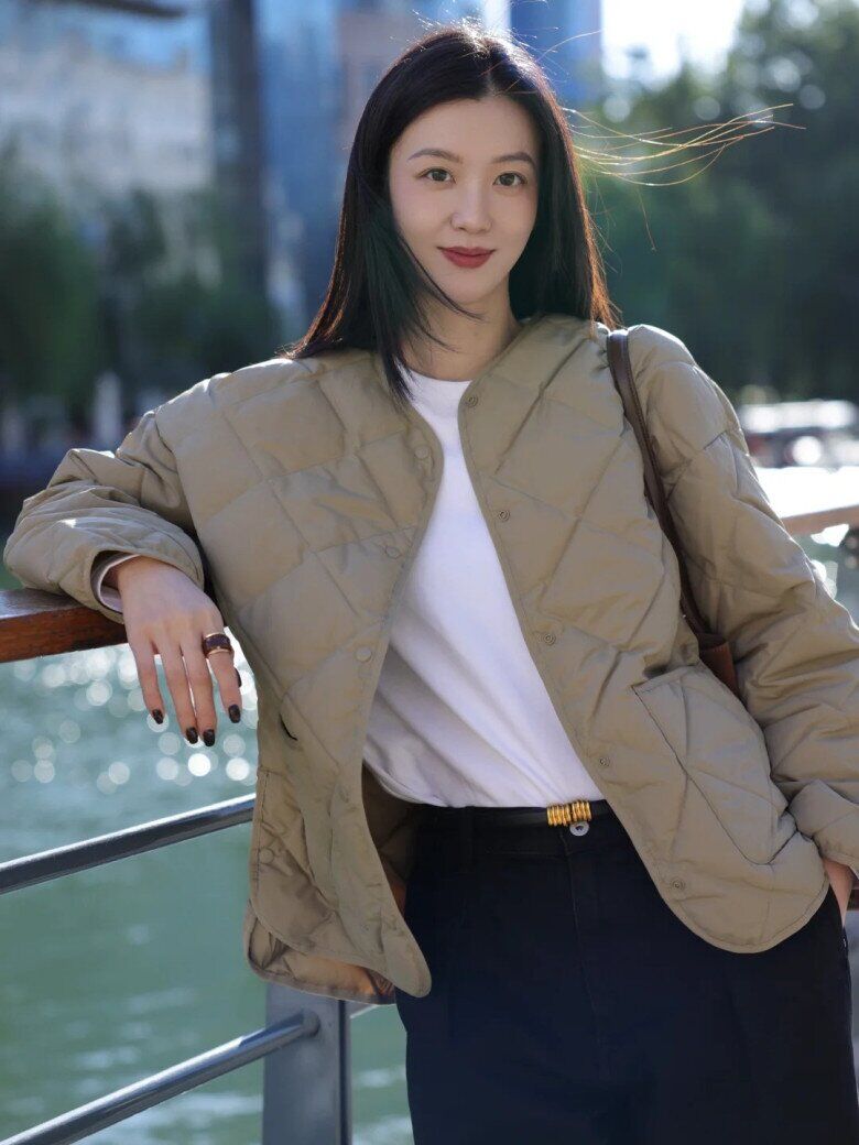 Chị em cao dưới 1m60 đừng mặc áo khoác dài, thay bằng 4 kiểu áo dáng ngắn này hóa thành 1m70 lại sành điệu - 4