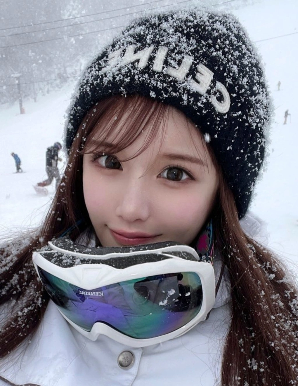 Cô gái "vịt hóa thiên nga" sau khi chi 4 tỷ cho hơn 20 cuộc phẫu thuật, nhan sắc trước và sau thẩm mỹ khó tin nổi - 6