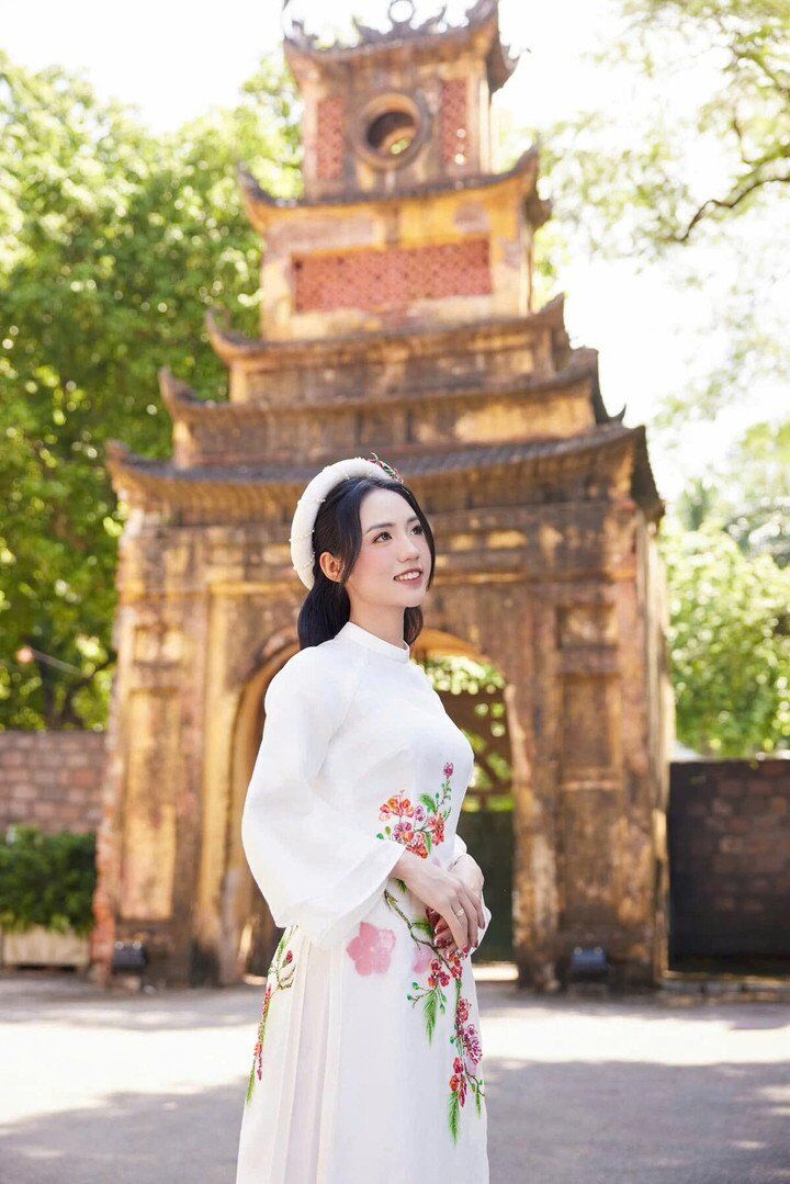 "Báu vật nhan sắc quốc gia" năm 2025: Nam thần quân đội hút 2 tỷ lượt xem, cặp đôi "hậu duệ mặt trời" gây sốt - 30