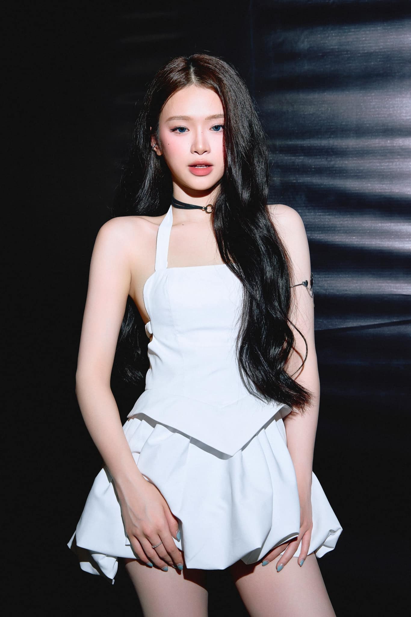 Gái xinh Hà Nội từng lọt top tìm kiếm Google lộ ảnh hẹn hò ở Pháp: 16 tuổi bị chê "chín ép", nay thay đổi khó tin - 11