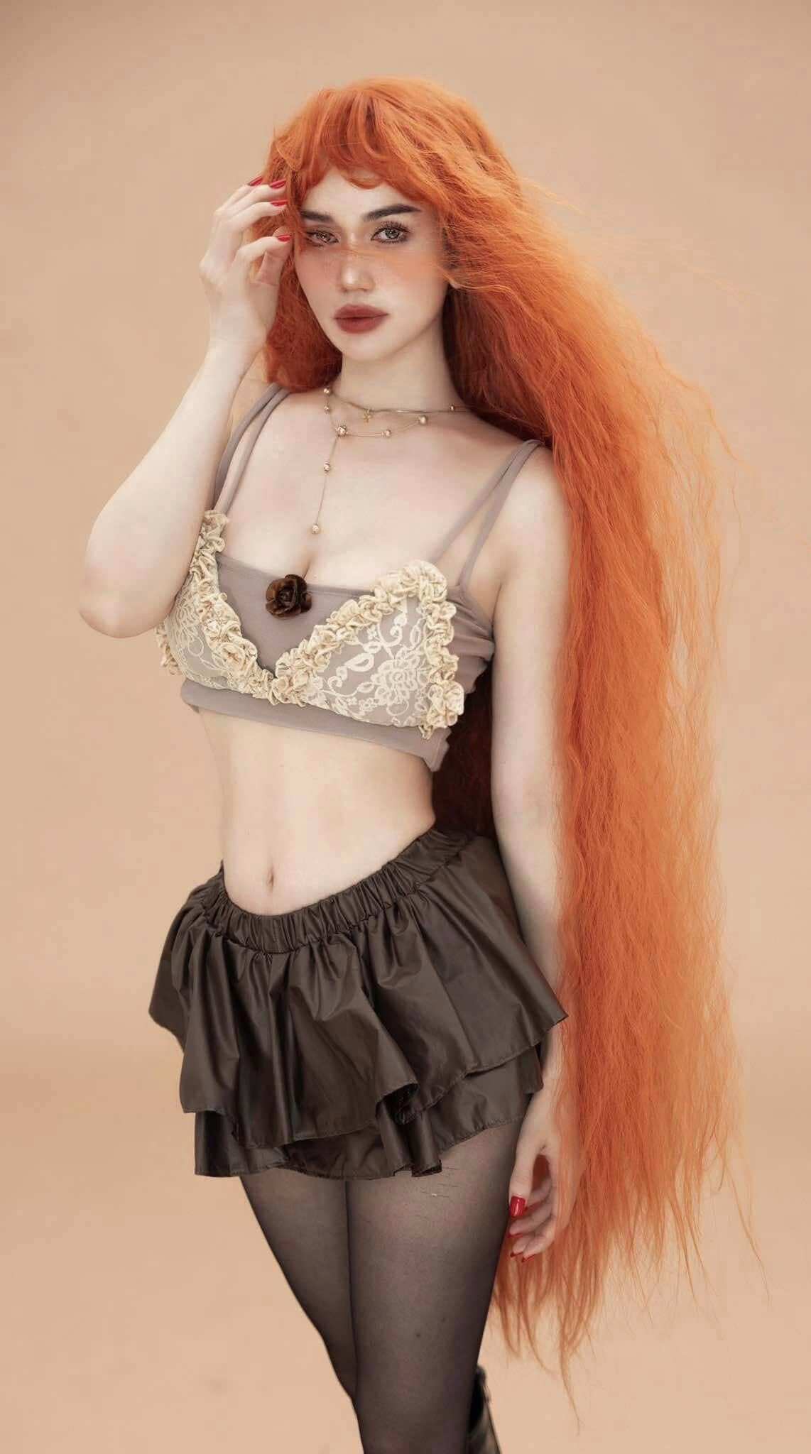 "Nữ hoàng nội y" sắp bị tước danh xưng vào tay mỹ nhân Việt có visual y hệt, gu ăn mặc hở bạo chẳng kém Ngọc Trinh - 8