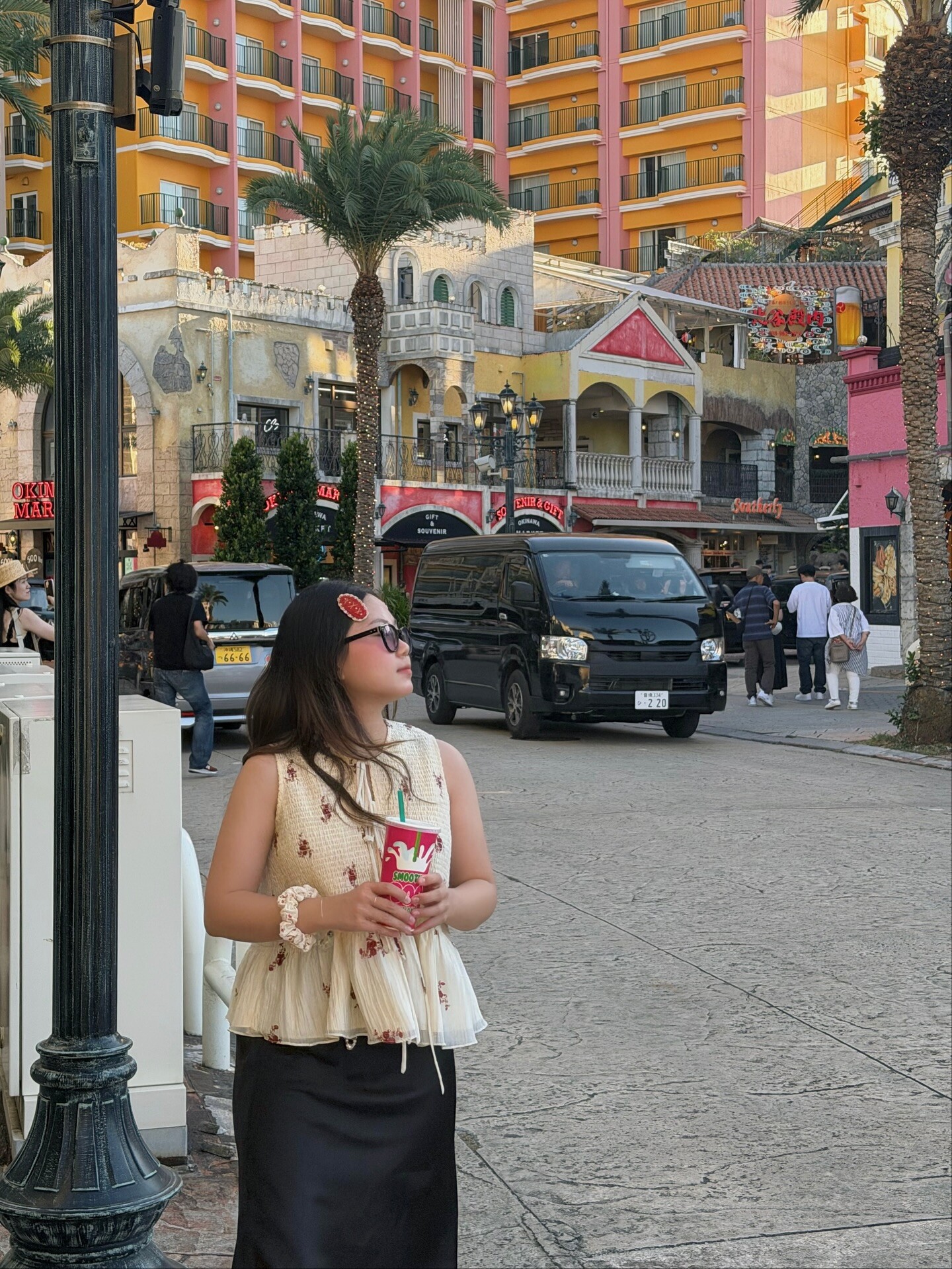 Nữ cơ phó U30 đốn tim với gương mặt &#34;búng ra sữa&#34;, ăn mặc dễ thương như nữ sinh khác hẳn khi mặc đồng phục bay - 16