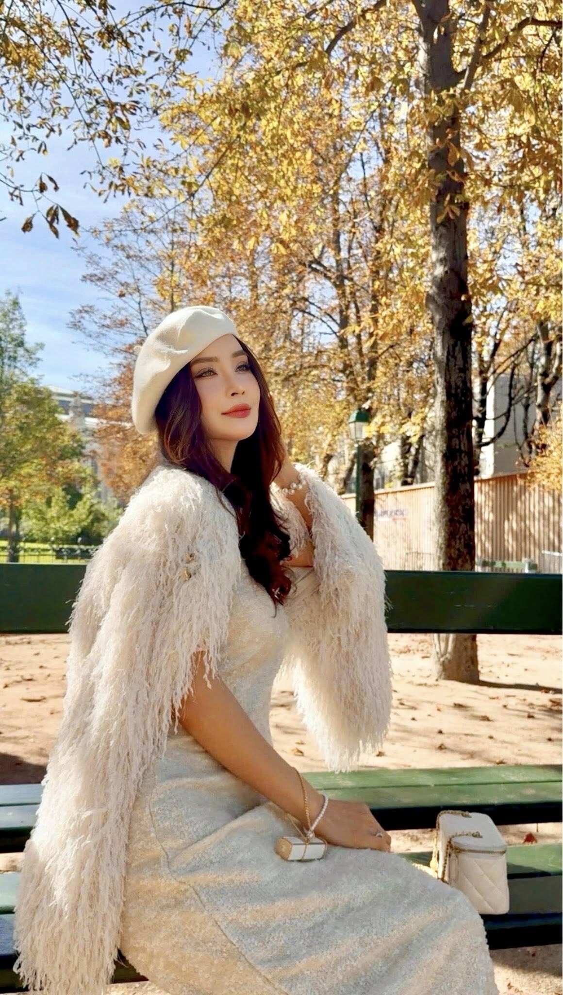 &#34;Cô Trúc&#34; Mai Thu Huyền khoe ảnh gia đình: Mẹ ruột thời trẻ xinh như mộng, hai con gái đều thừa hưởng &#34;gen cực phẩm&#34; - 21