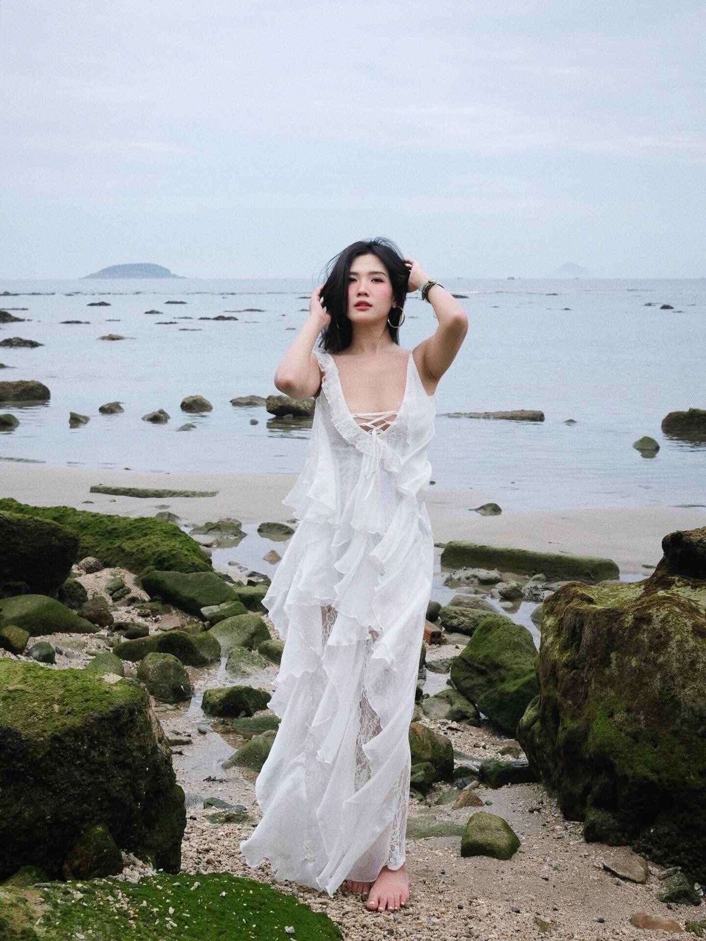 Mỹ nhân Sài thành là "crush đời đầu của hàng ngàn chàng trai", từng được báo Trung khen "nữ thần" nay thay đổi sau 5 năm - 8