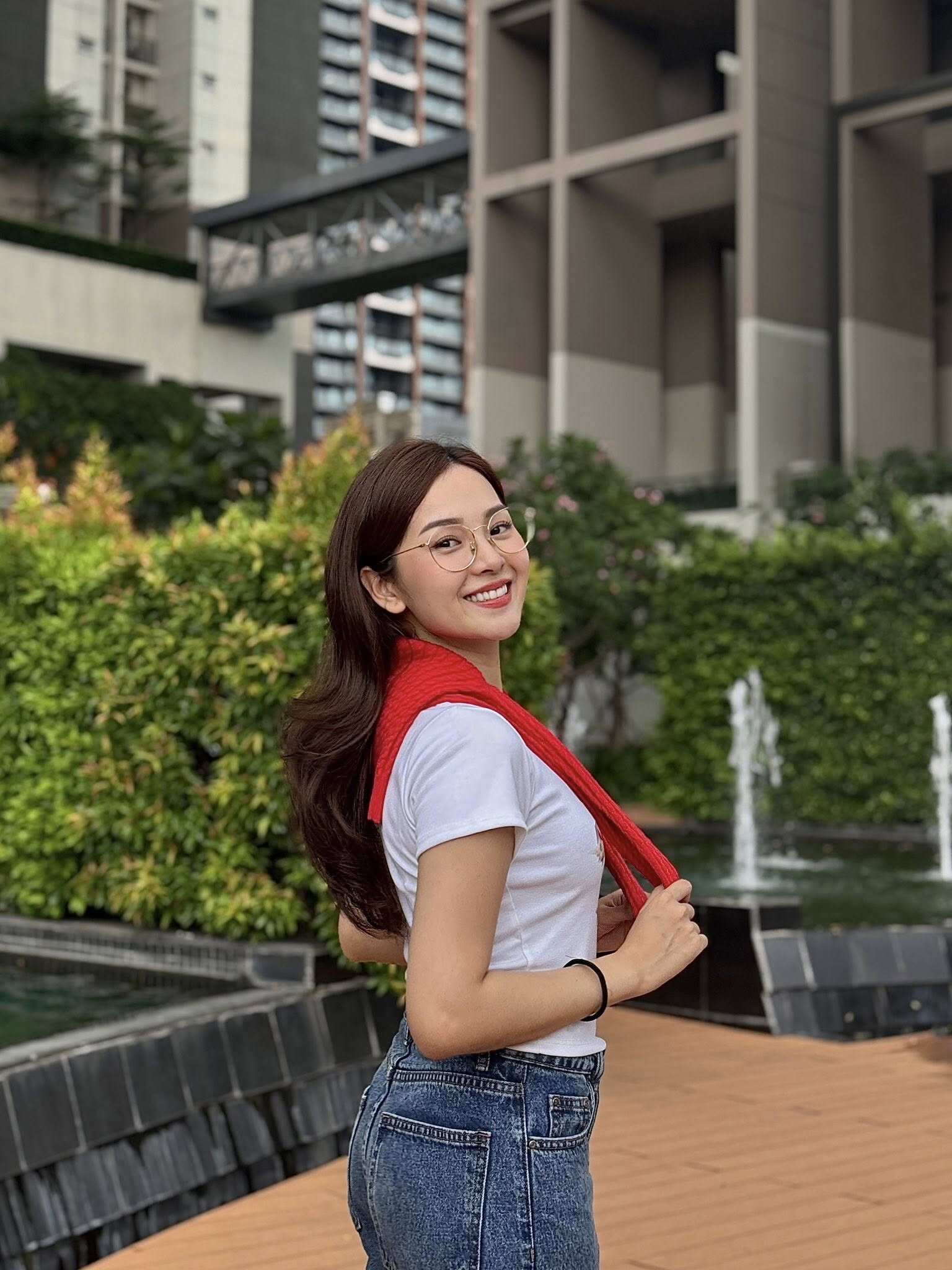 &#34;Bản sao Angela Phương Trinh&#34; 15 tuổi nổi tiếng khắp nước, dậy thì thành công với nhan sắc tinh hoa hội tụ của loạt mỹ nhân - 13