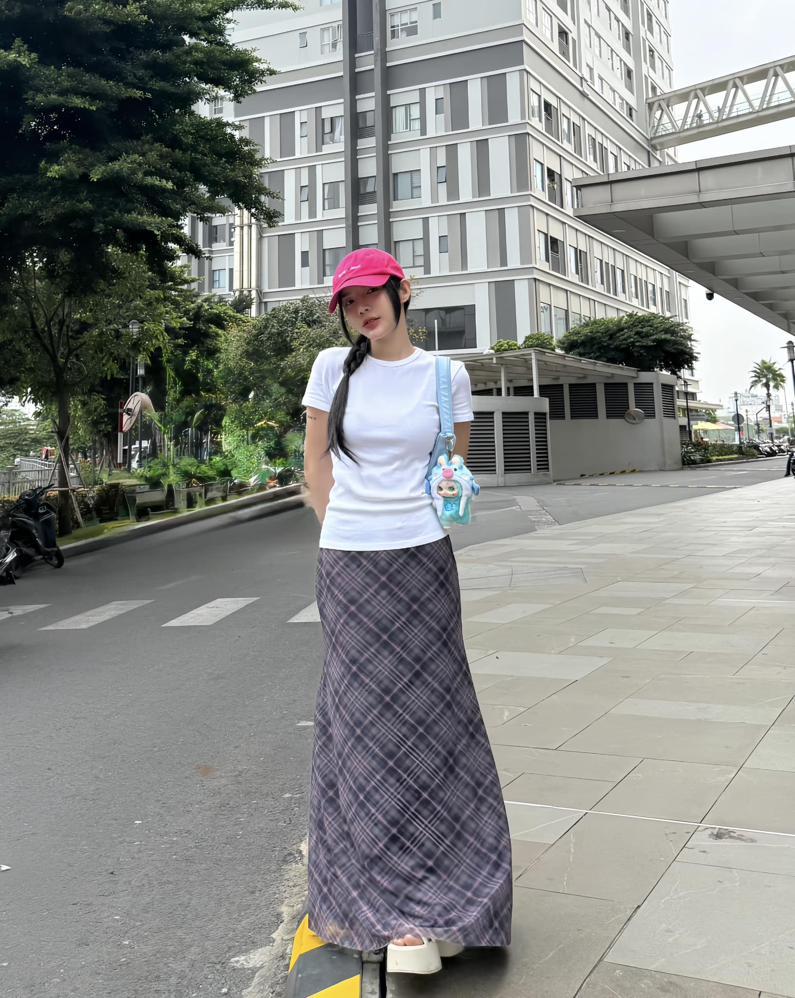 "Con gái" Trường Giang là nàng thơ mới của Trấn Thành, đẹp siêu thực như AI, eo nhỏ 56cm vạn người mê - 20