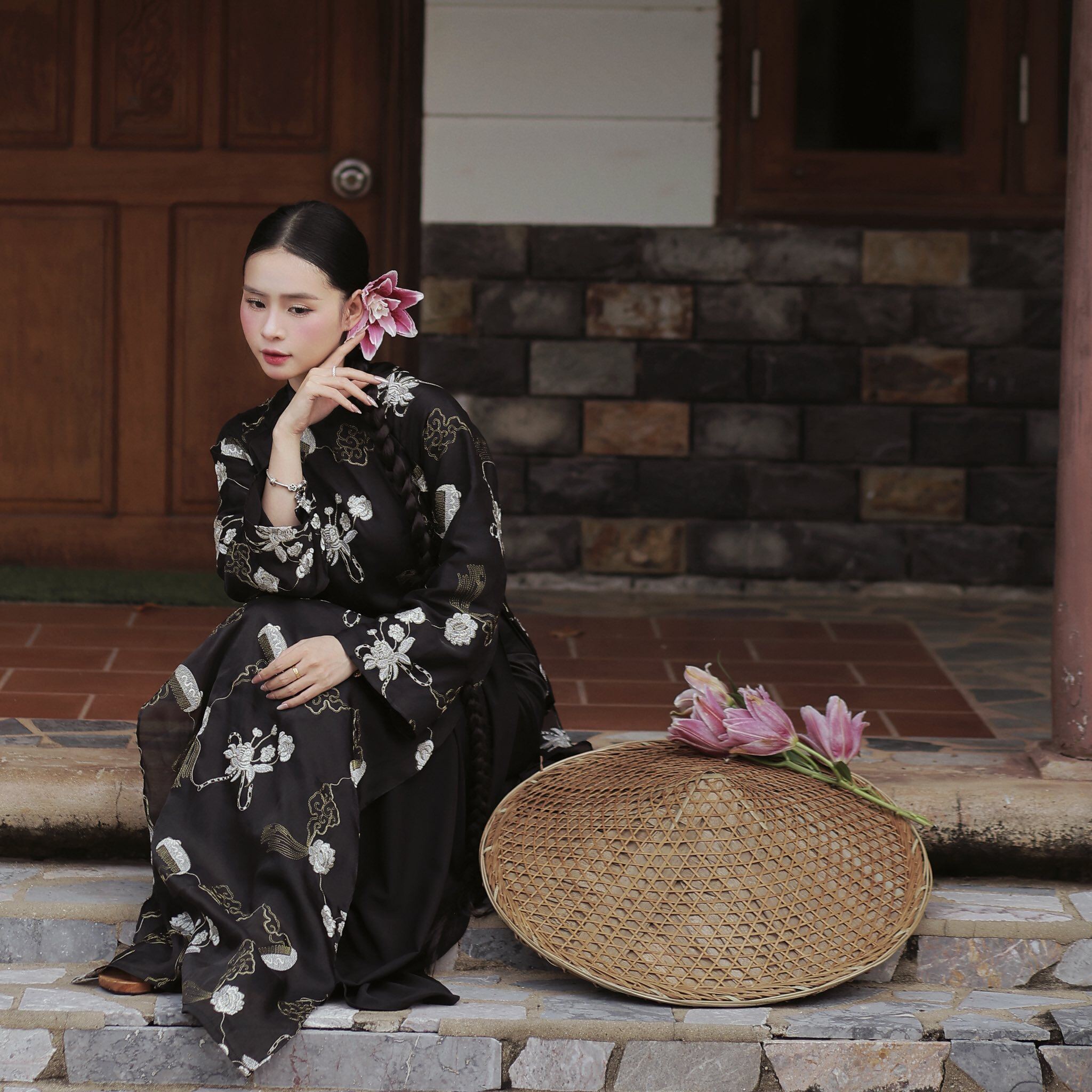 Nhan sắc cô gái khiến cầu thủ Thanh Nhàn vội "chốt đơn" khi 20 tuổi, xinh như hotgirl nên chồng mê từ lúc chưa đôi mươi - 14