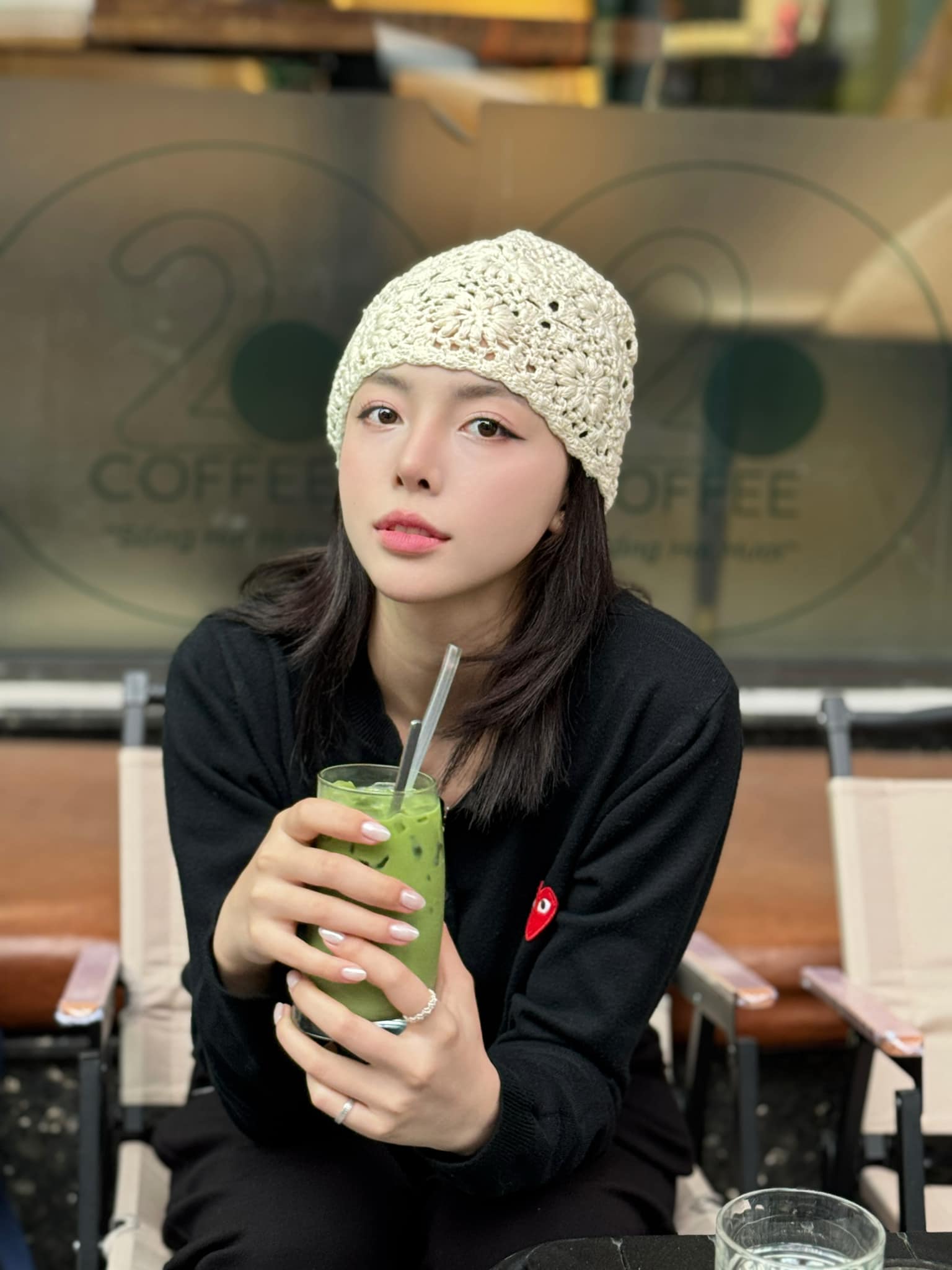 &#34;Hoa khôi bắn súng&#34; 2k4 mang hàm Thượng úy, gây bất ngờ với diện mạo đời thường đẹp như hoa hậu, chân dài chuẩn mẫu - 8