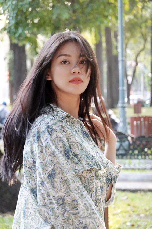 Nữ thần Vpop U40 đẹp chấp cả dàn hoa hậu, sở hữu hàng hiệu "khủng" không kém ai, nay yêu đạo diễn trăm tỷ - 4