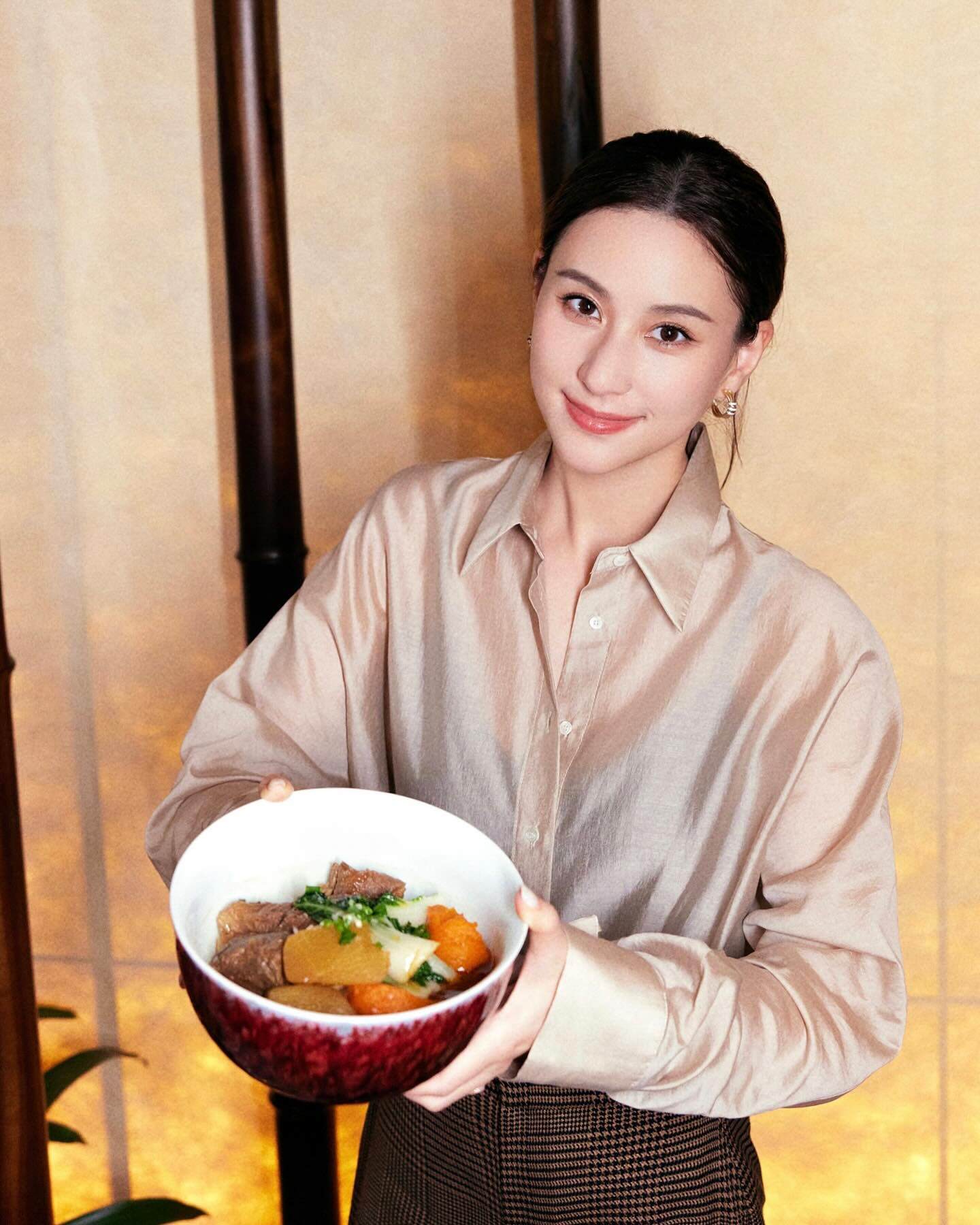 4 nét đẹp của Hà Siêu Liên là tướng &#34;giàu bẩm sinh&#34;: Bảo sao cả đời sống trong nhung lụa, phú quý là điều định sẵn - 12