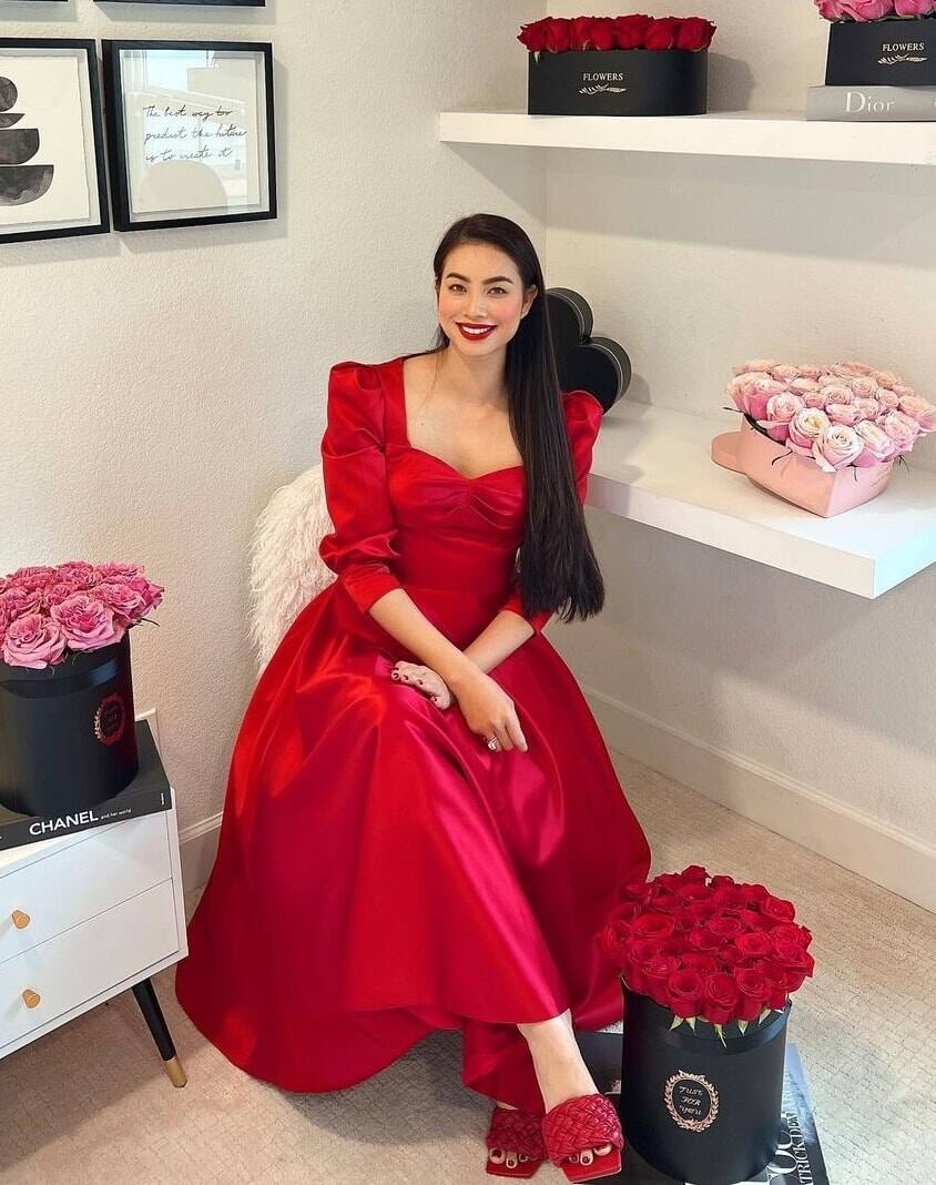 Ngỡ ngàng nhan sắc thuở &#34;chân đất&#34; của loạt hoa hậu Việt đổi đời nhờ thi sắc đẹp, lấy chồng dựng rạp chục tỷ - 13