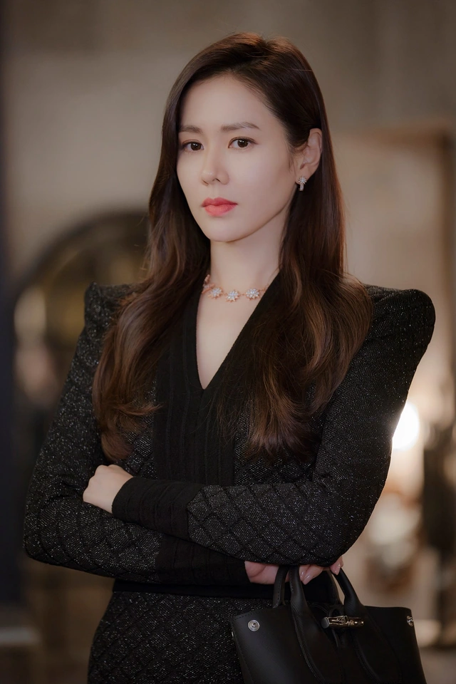 Khác hẳn Song Hye Kyo càng cắt ngắn càng sang, Son Ye Jin để tóc ngắn lại “tụt hạng” nhan sắc - 12