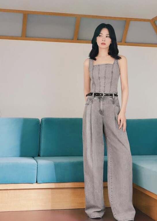 Học ngay 3 “vũ khí thời trang” của Song Hye Kyo giúp phụ nữ tuổi 40 nâng tầm phong cách và khí chất chỉ trong tích tắc - 6