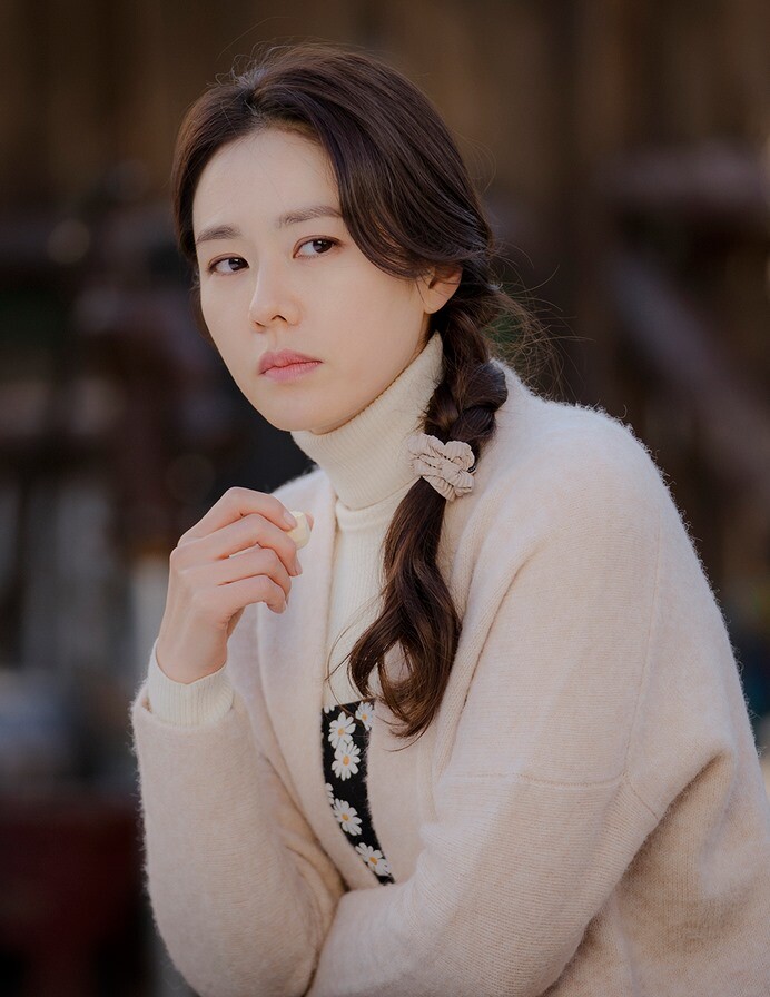 Khác hẳn Song Hye Kyo càng cắt ngắn càng sang, Son Ye Jin để tóc ngắn lại “tụt hạng” nhan sắc - 15