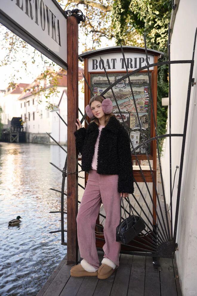 Những phụ nữ sành điệu trên khắp thế giới đều mang kiểu giày này mùa đông, chúng hợp với mọi thứ bạn có trong tủ đồ - 4