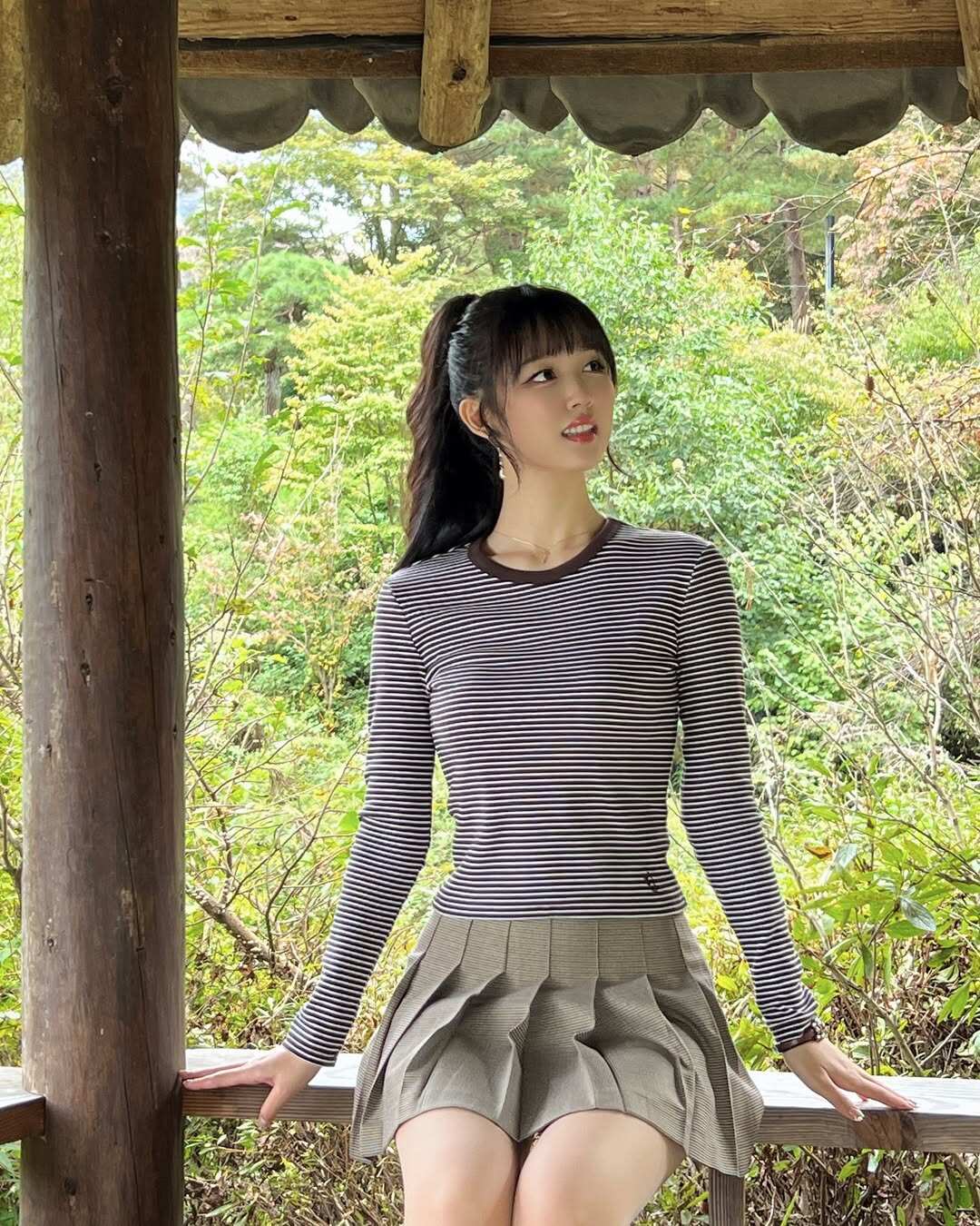 Mỹ nhân đăng quang Hoa hậu khi mới 17 tuổi: Nhan sắc như &#34;búp bê sống&#34;, đời thường ăn diện như &#34;sách mẫu&#34; - 10