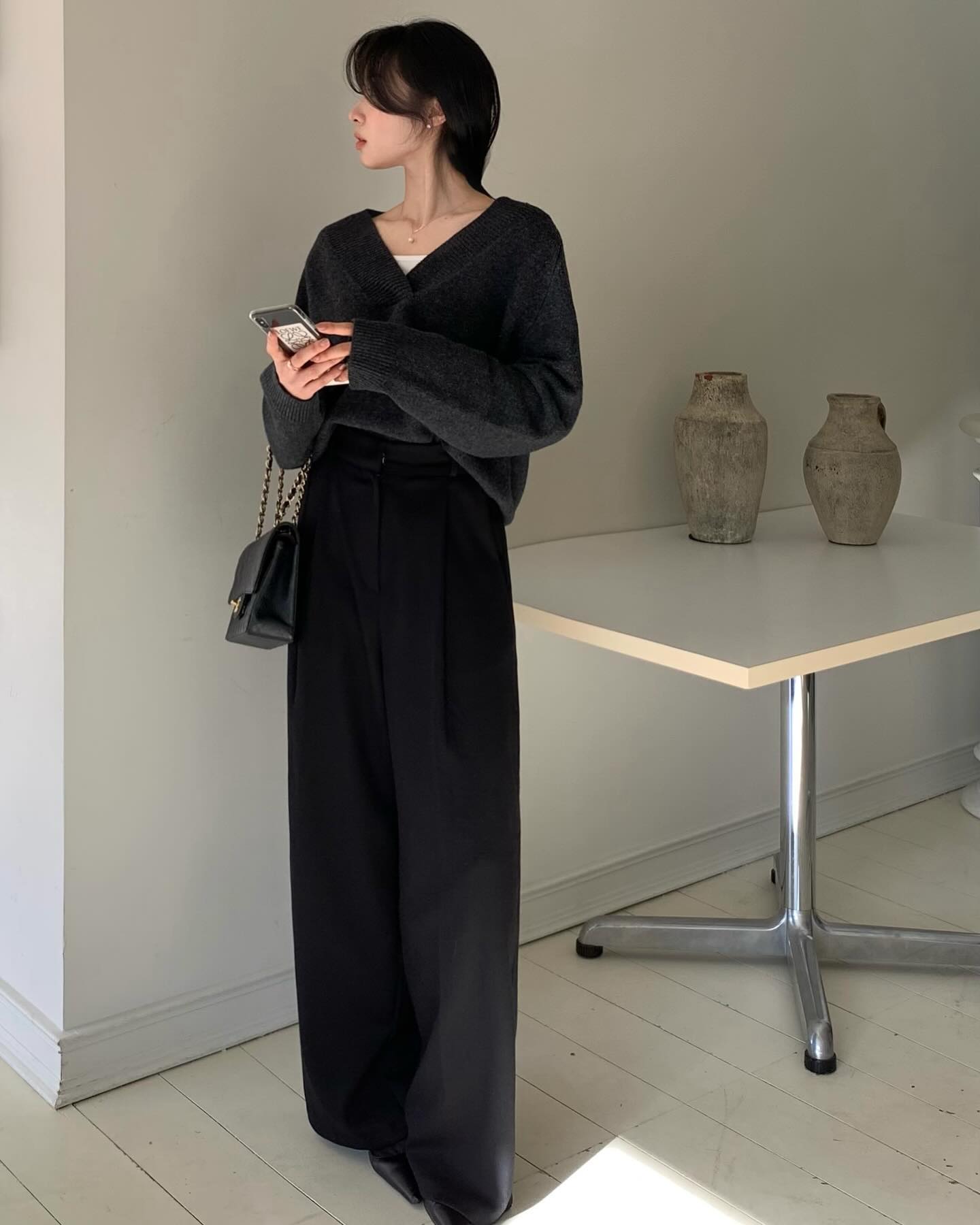 Áo len cứ phối với 2 kiểu quần này là đẹp "bất bại", diện đi đâu cũng chuẩn không phải bàn - 12