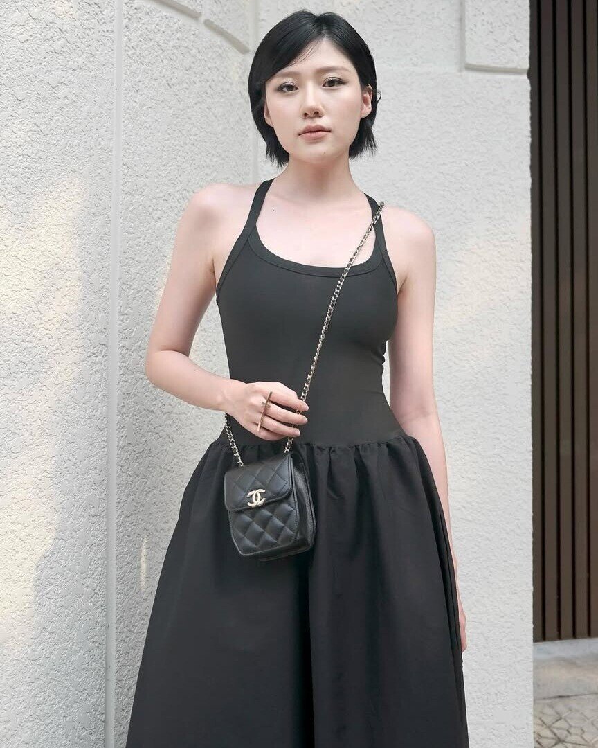 Em gái Trấn Thành giảm 12kg thành mỹ nhân đình đám Vbiz, mê diện váy áo "o ép", hở bạo còn hơn Ngọc Trinh - 3