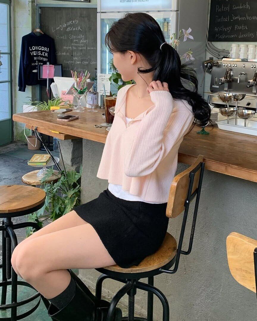 Nàng bánh bèo thích mặc váy vóc điệu đà, chăm &#34;kết thân&#34; với 5 kiểu tóc này: Vừa xinh xắn lại &#34;chanh sả&#34; như con nhà giàu - 11