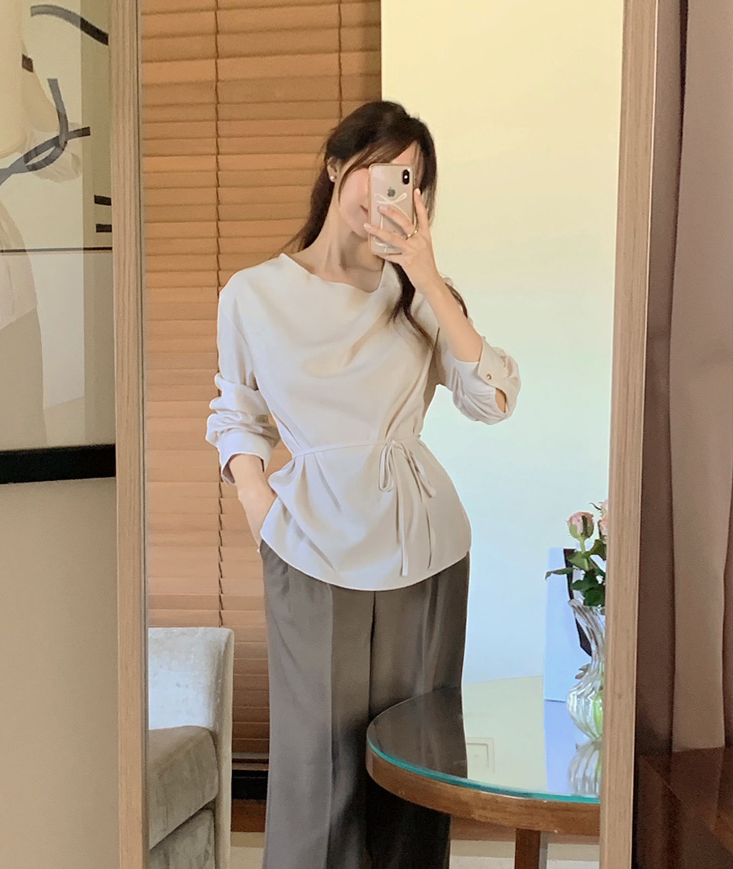 Thời tiết lạnh ai cũng mê diện đồ màu trắng, có đủ 5 món này là đảm bảo xinh nguyên mùa - 9