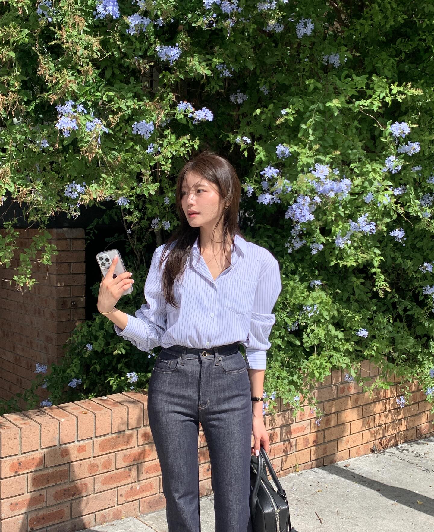 Phụ nữ U35 chuộng 5 kiểu áo này nhất khi trời lạnh, diện vào vừa tôn dáng lại giữ ấm cực tốt - 11