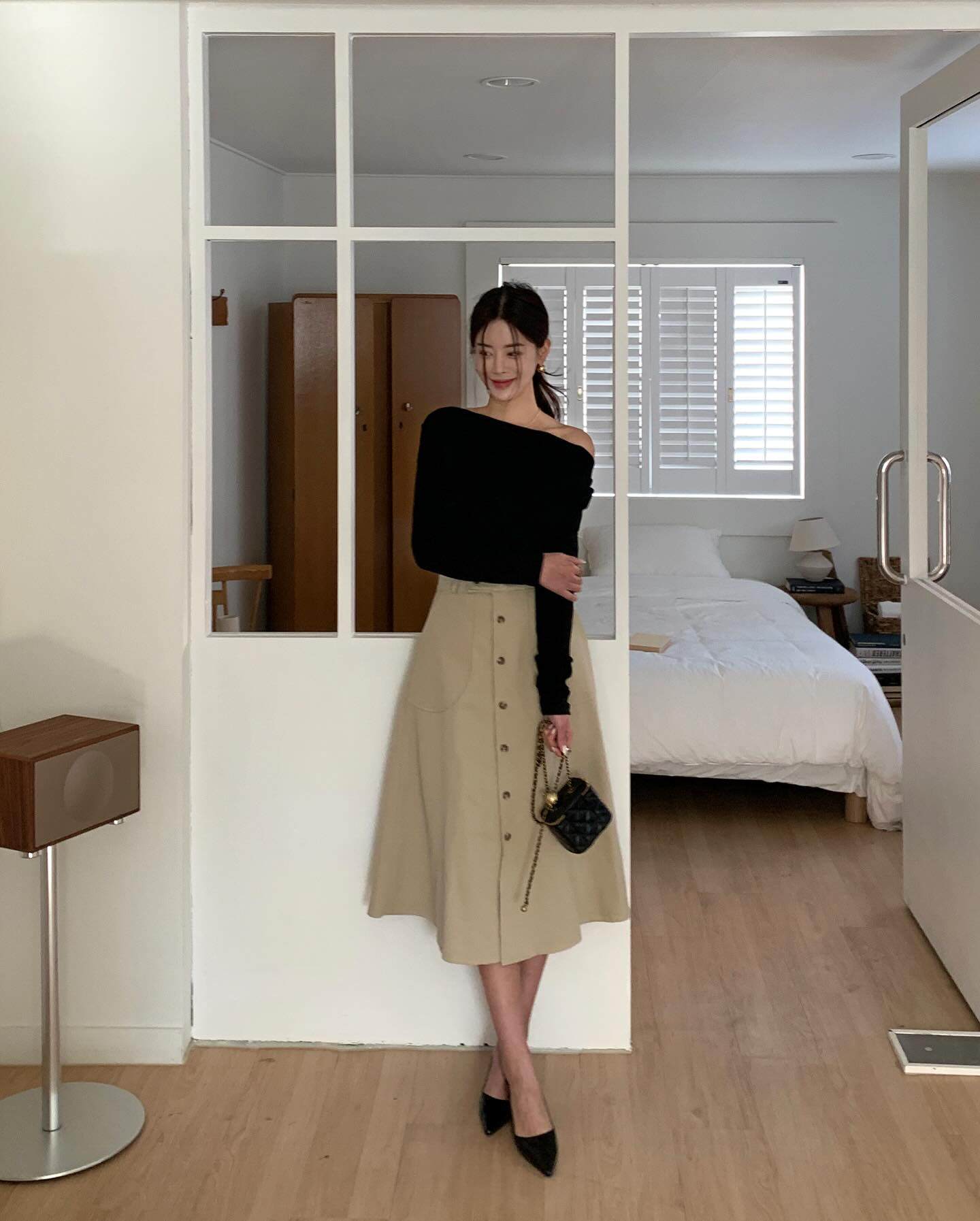 Mùa đông thích mặc chân váy suông, chị em sắm ngay 4 kiểu áo này để phối cùng là đẹp chuẩn chỉnh, tôn dáng khỏi nghĩ - 11