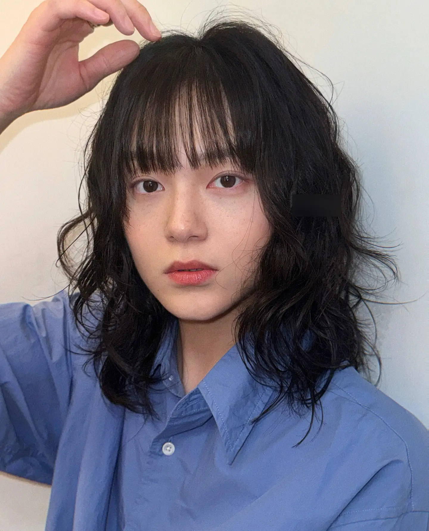 Nàng công sở muốn "trẻ sang" nên thử 4 kiểu layer này: Tôn mặt nhỏ gọn, che khuyết điểm cực khéo! - 11