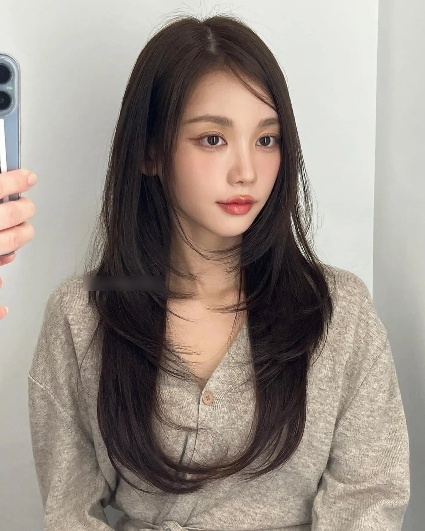 Để kiểu tóc mái này, mặt tròn cũng hóa V-line: Che khuyết điểm khéo mà vẫn đẹp tự nhiên - 16